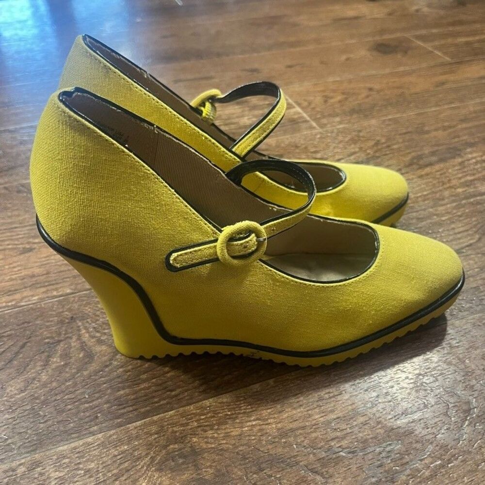 Yellow Mary Jane Wedges Canvas Patent Leather Heels Whimsy Size 5 Isabel Toledo